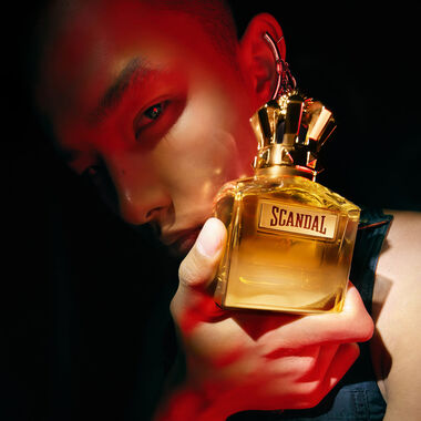 Scandal Absolu faces scandal absolu