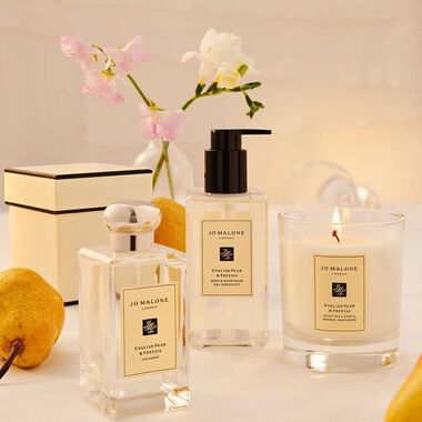 faces english pear   freesia body   hand lotion
