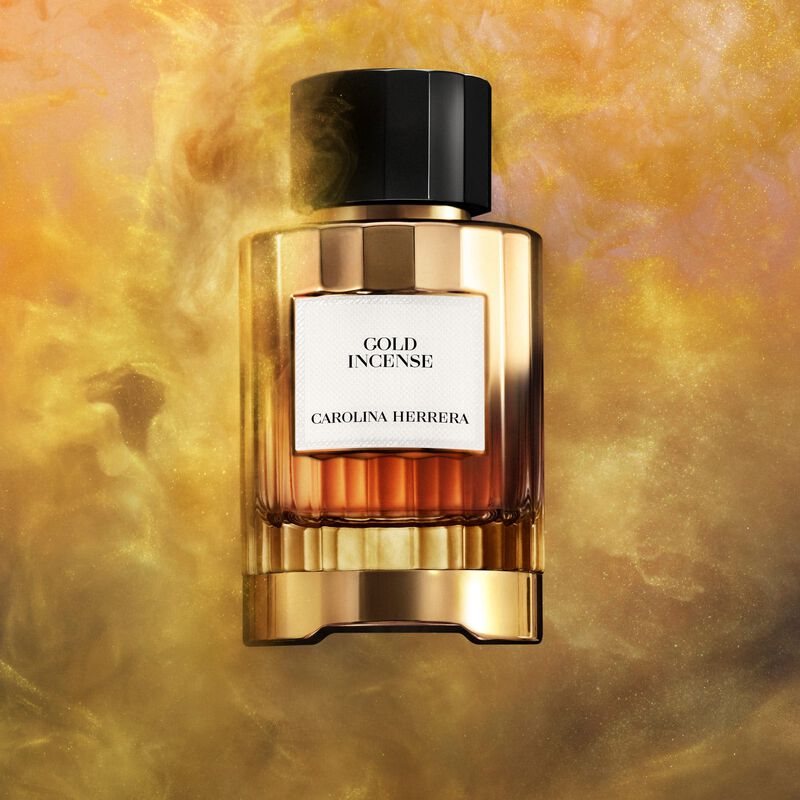 كارولينا هيريرا عطر غولد إنسنس