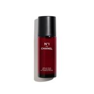 faces n 1 de chanel revitalizing eye serum يُنعم   يُصلح   يضفي وسعًا للعينين