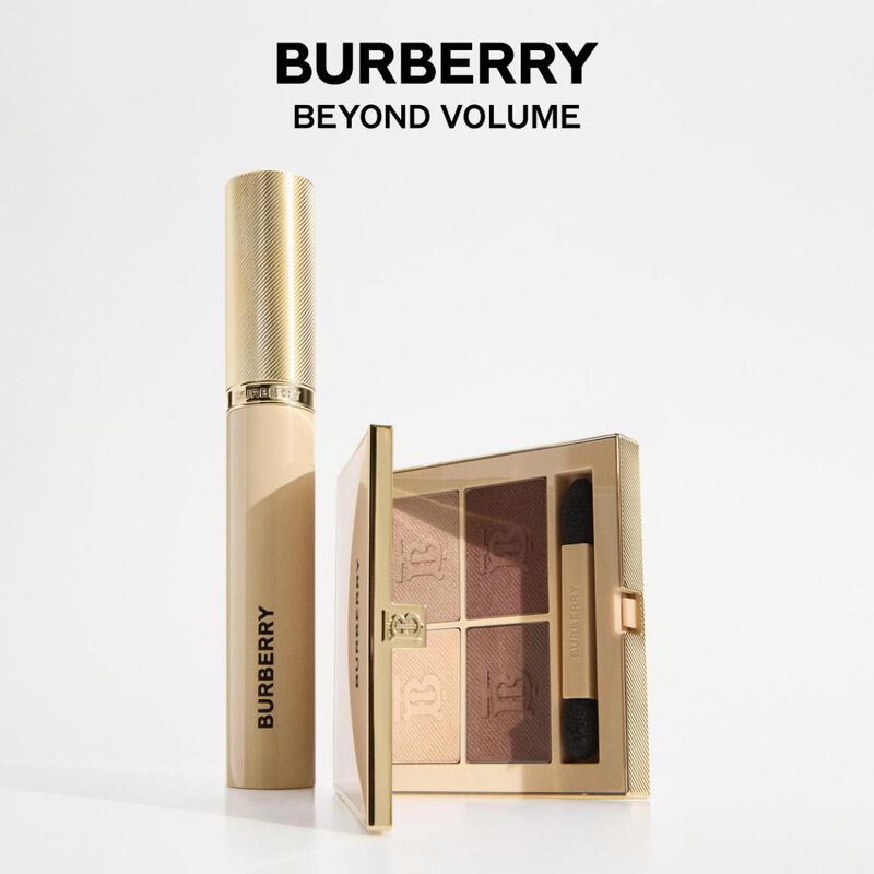 burberry beyond volume  01 intense black