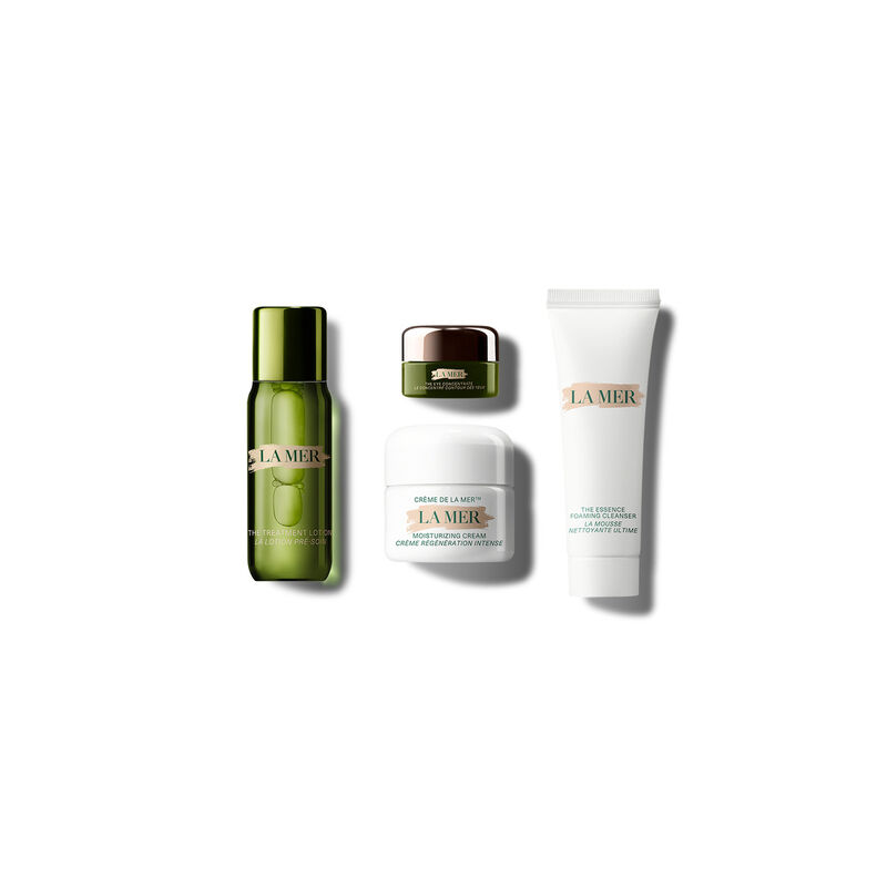 la mer the essentials skincare set