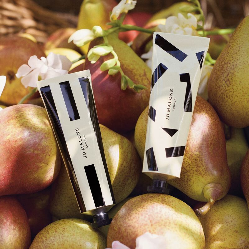 jo malone london english pear  sweet pea