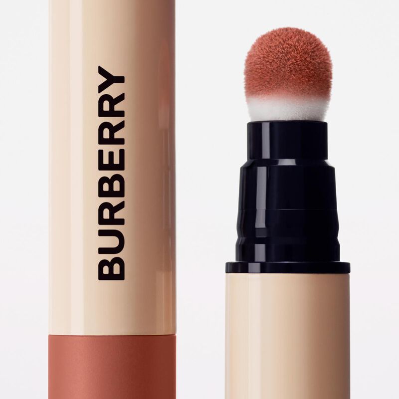 burberry brit matte lip veil