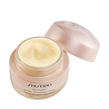 faces benefiance wrinkle smoothing cream