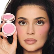 faces هايبريد بلاش