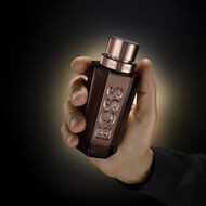 faces the scent