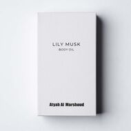 faces lily musk