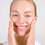faces جل التنظيف الإنزيمي
