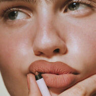 faces plumping powder matte lip