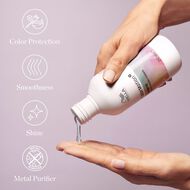 ColorMotion+ Shampoo faces colormotion shampoo