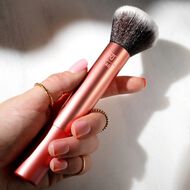faces everything face makeup brush
