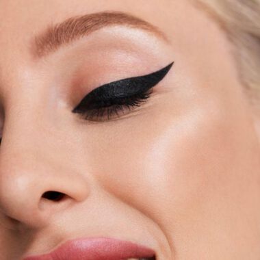 faces آيلاينر ضد الماء