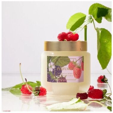faces perfumed botanical berry
