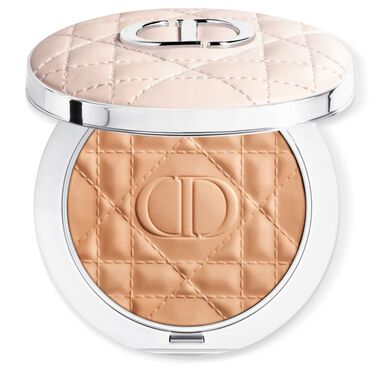 Forever Nude Matte Filter Blurring faces forever nude matte filter blurring
