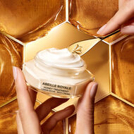 faces abeille royole honey treatment rich