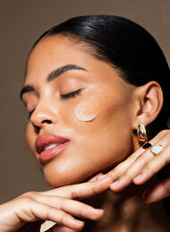 faces ultra radiance brightening complex
