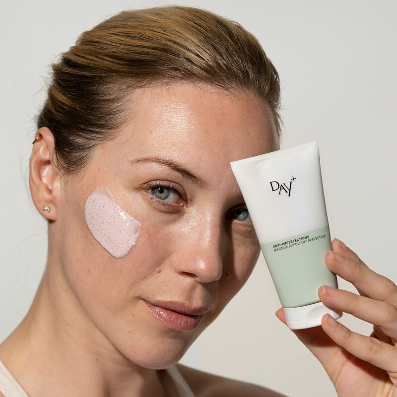 dayplus blemish control perfector exfoliating mask