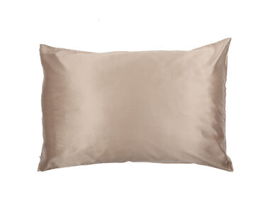 faces 100  silken pillow cover